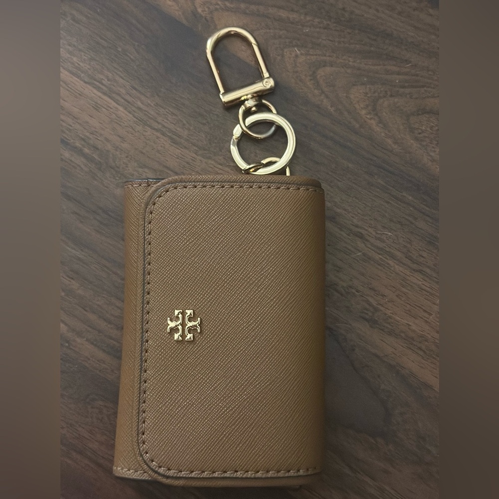 Tory Burch wallet